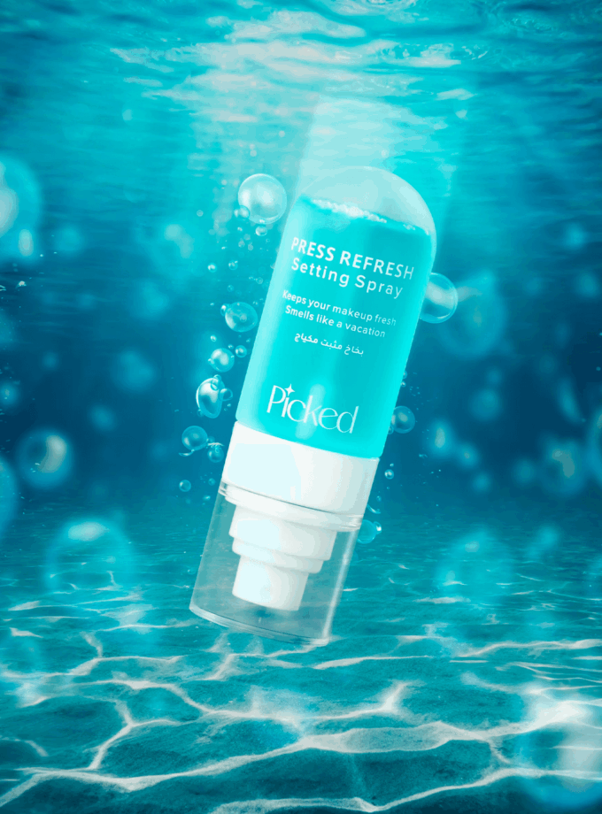 Press refresh setting spray